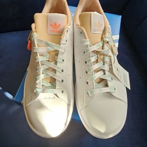 adidas | Shoes | Stan Smith Adidas Self Love Womens Size 8 | Poshmark